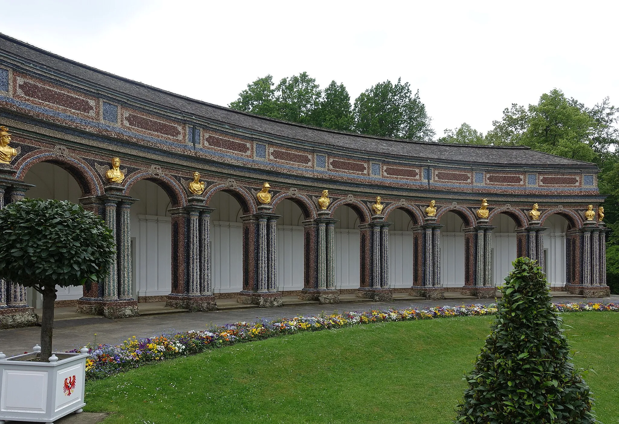 Photo showing: Arkaden des Neuen Schlosses (Eremitage Bayreuth)