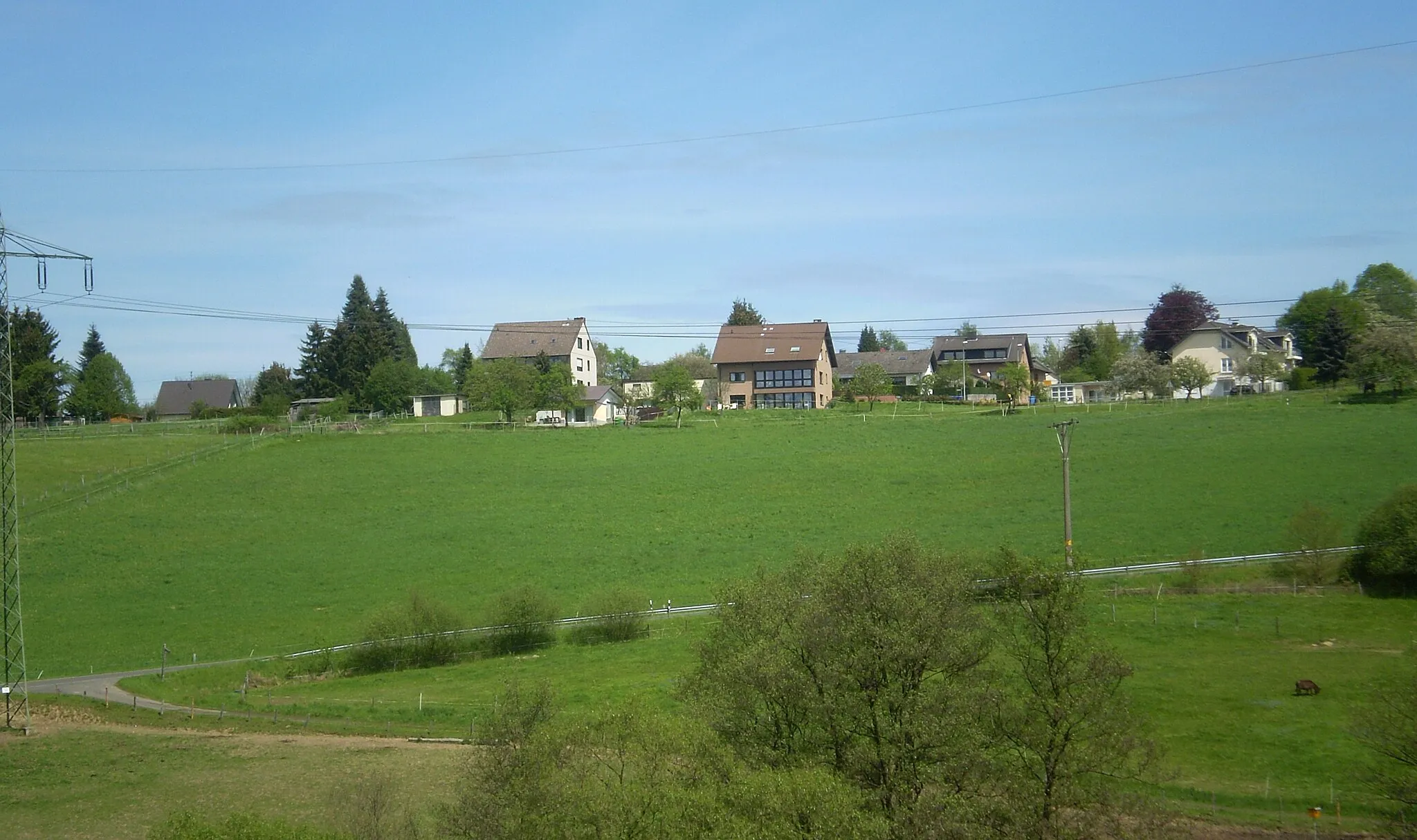 Photo showing: Blick auf Rederscheid vom Tal des Schweifelder Bachs, Windhagen