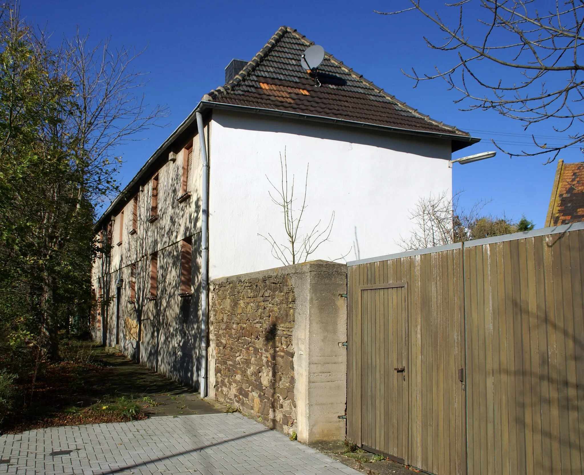 Photo showing: Former half-timbered estate of the monastery Maria Stern in Essig