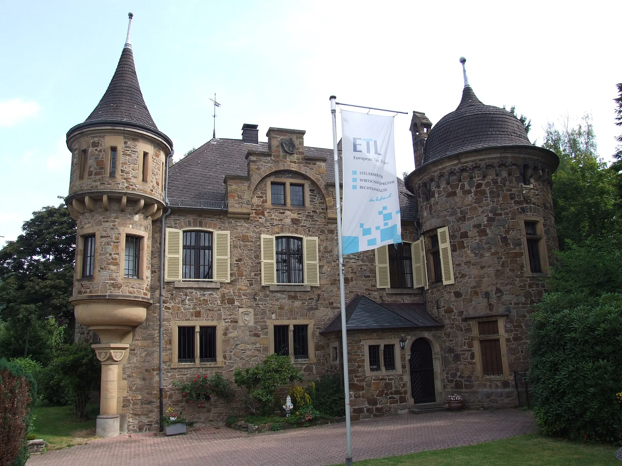 Photo showing: Burg Dattenfeld, Windeck, North Rhine-Westphalia, Germany