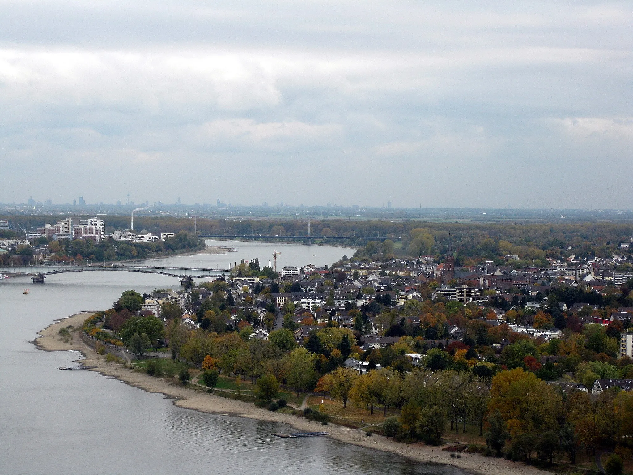 Photo showing: Bonn and Cologne are pretty close, if we had a good day we could see Cologne's cathedral from here.