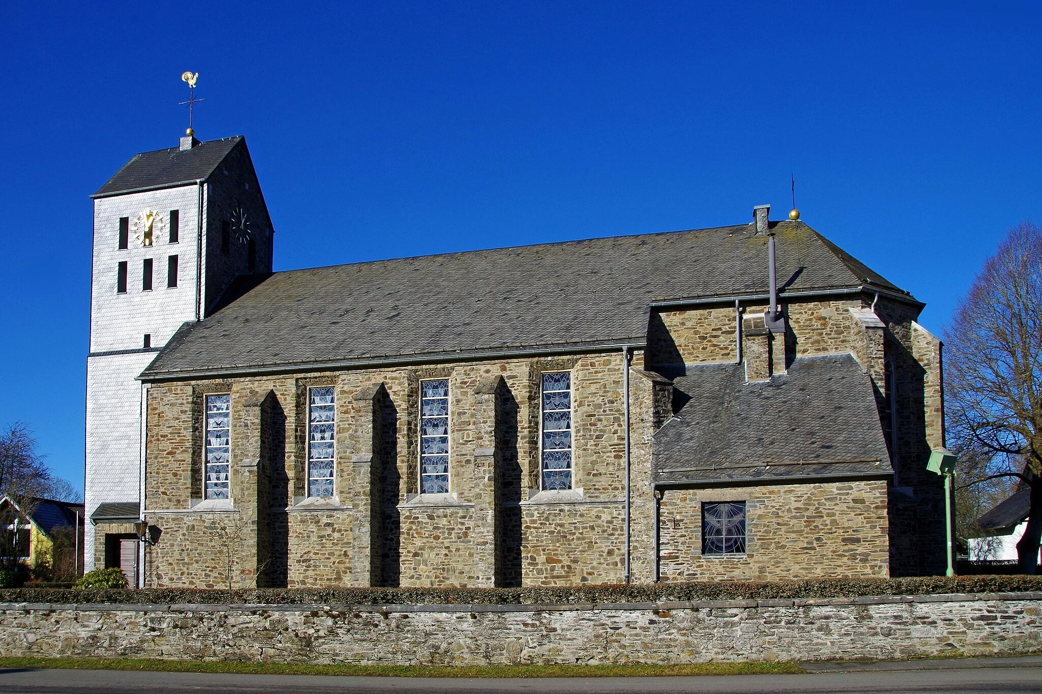 Photo showing: St. Cornelius (Rohren), Südostseite