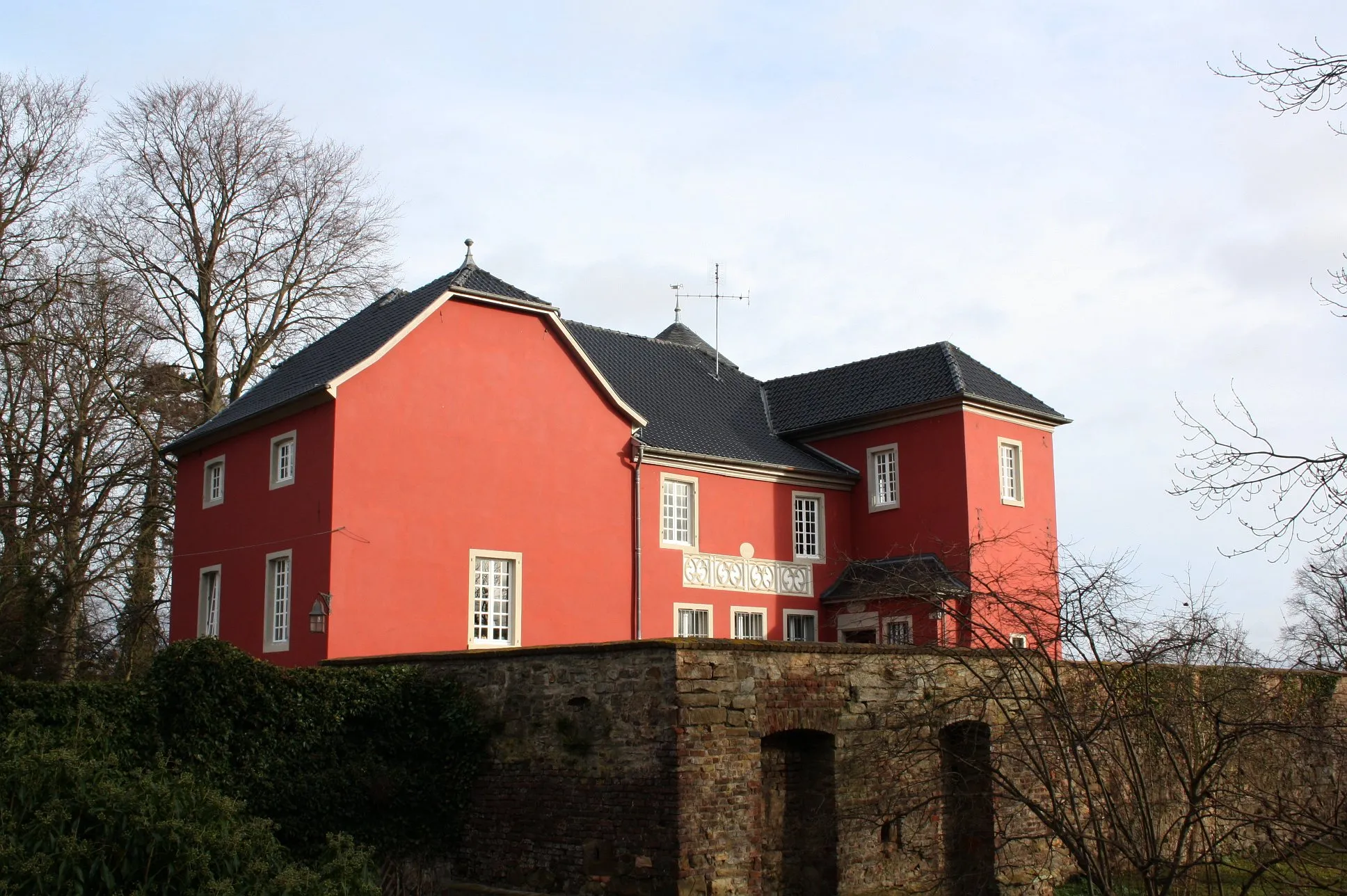 Photo showing: Burg Kessenich Frontansicht