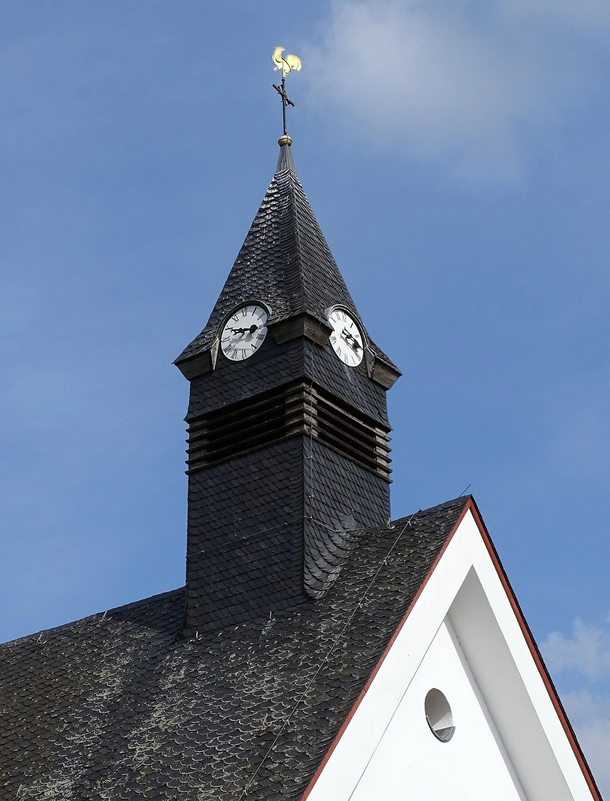 Photo showing: Catholic Church of the Assumption of Mary in Merzbach, Barkingstraße 18: partial view with the ridge turret.