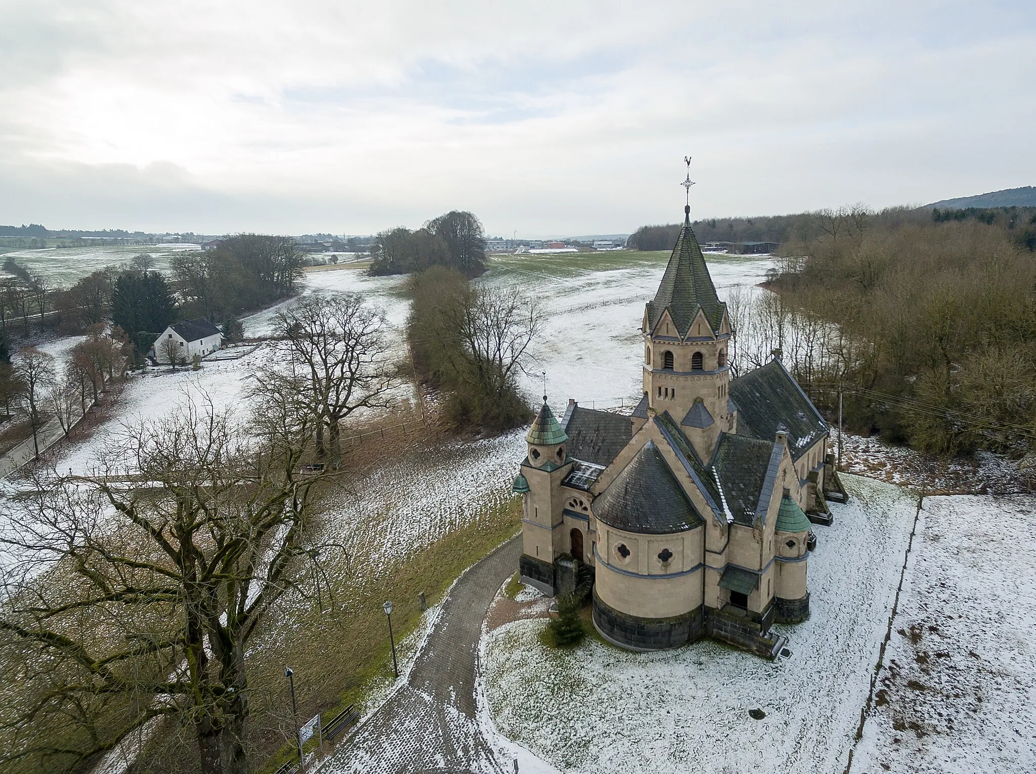 Photo showing: Erlöserkirche Mirbach, Eifel