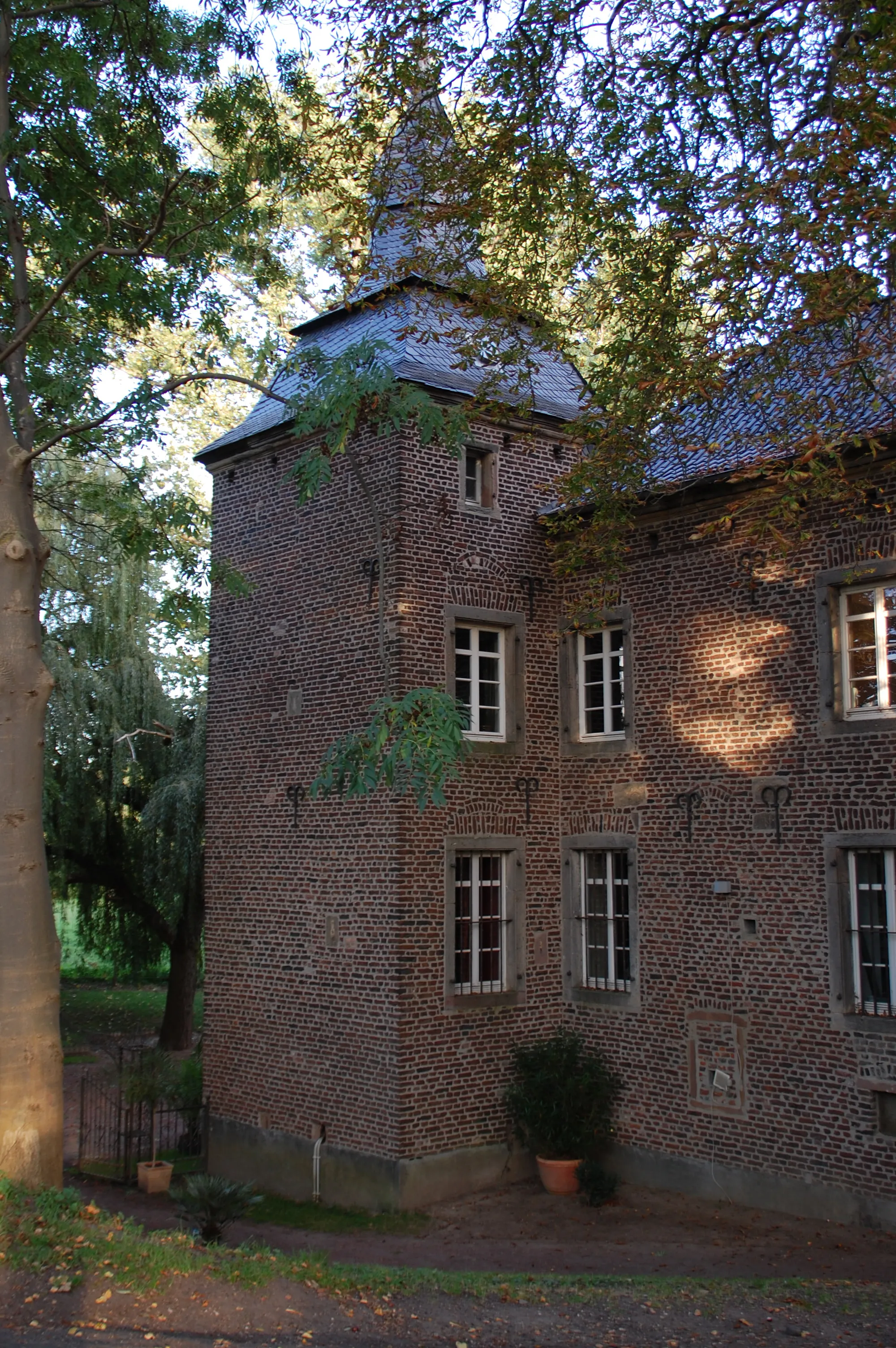 Photo showing: Kommandeursburg in Blatzheim, Kerpen