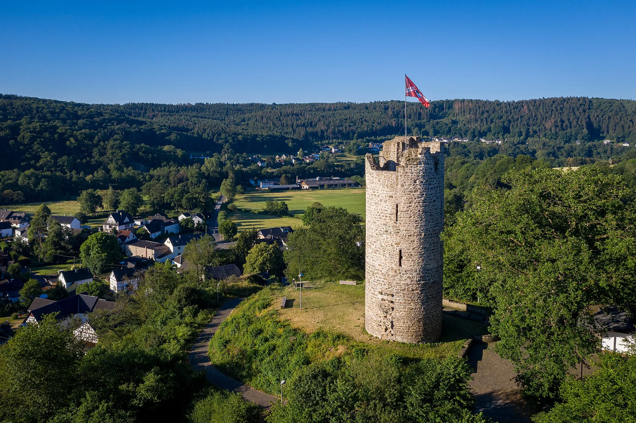 Photo showing: Burgfried Burg Lahr in Burglahr, Westerwald