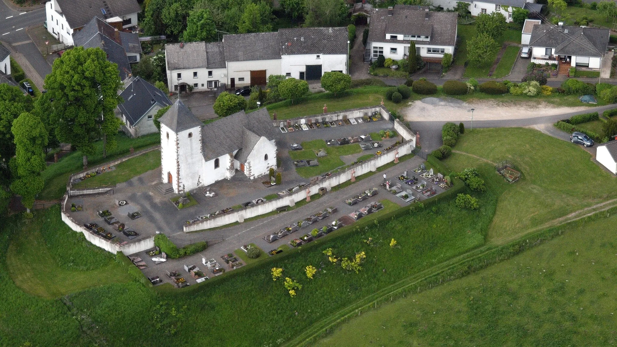 Photo showing: Berndorf (Eifel), Wehrkirche