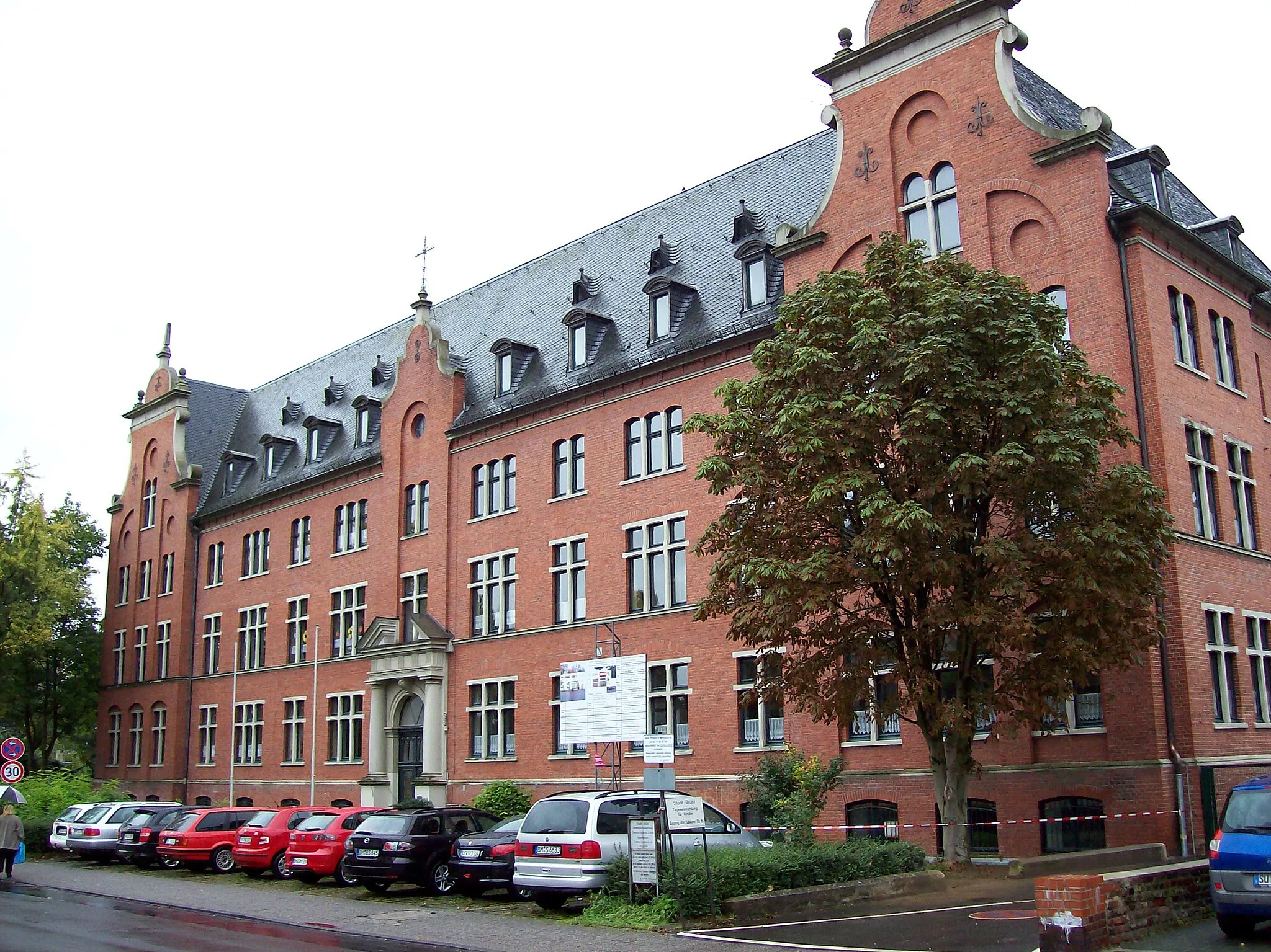 Photo showing: Clemens-August-Schule in Brühl (Germany)