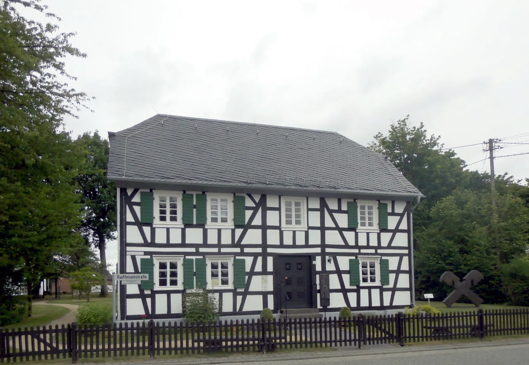 Photo showing: Raiffeisenmuseum in Flammersfeld