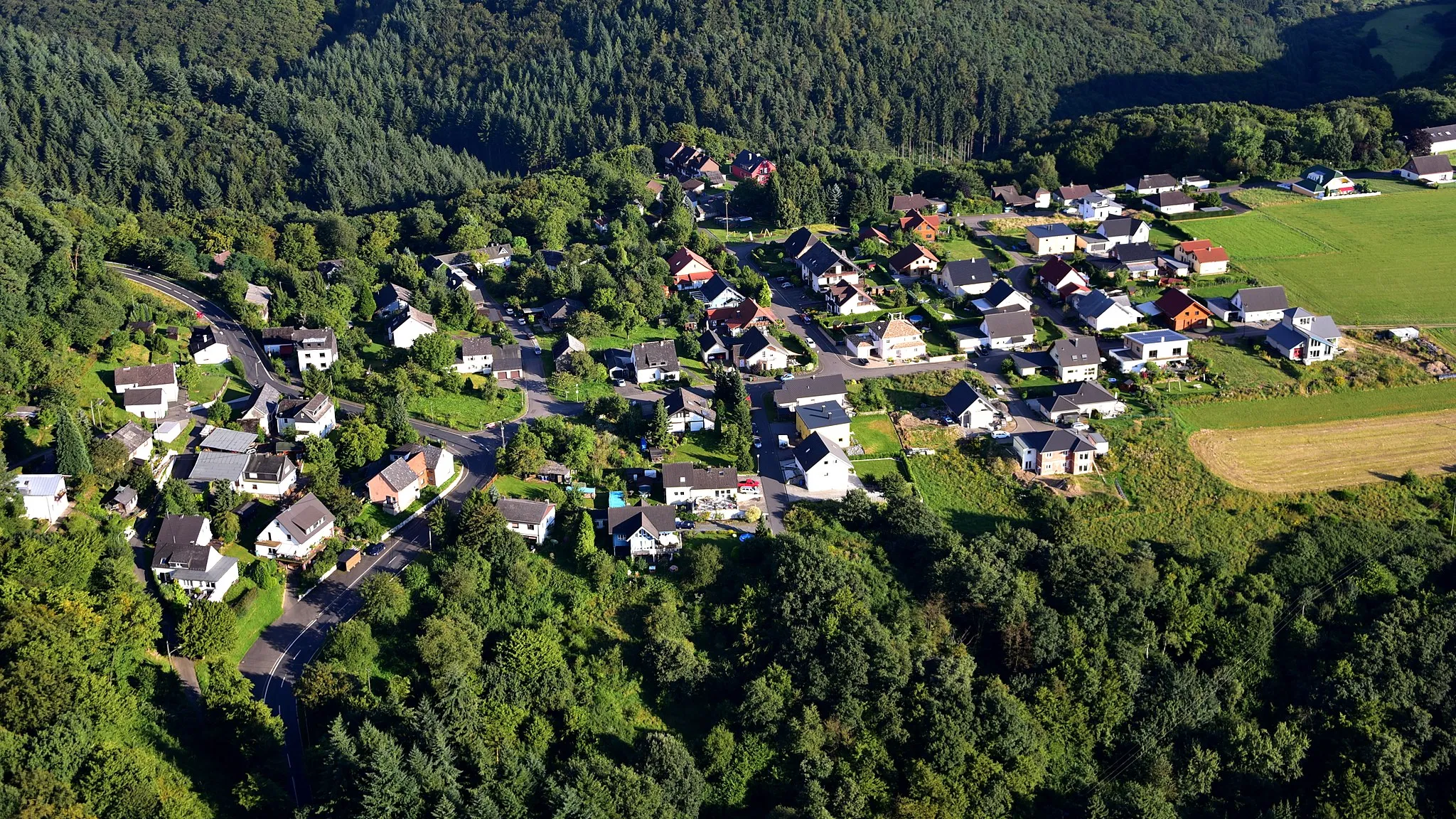 Photo showing: Wolfenacker, Gemeinde Niederbreitbach: Luftaufnahme (2016)