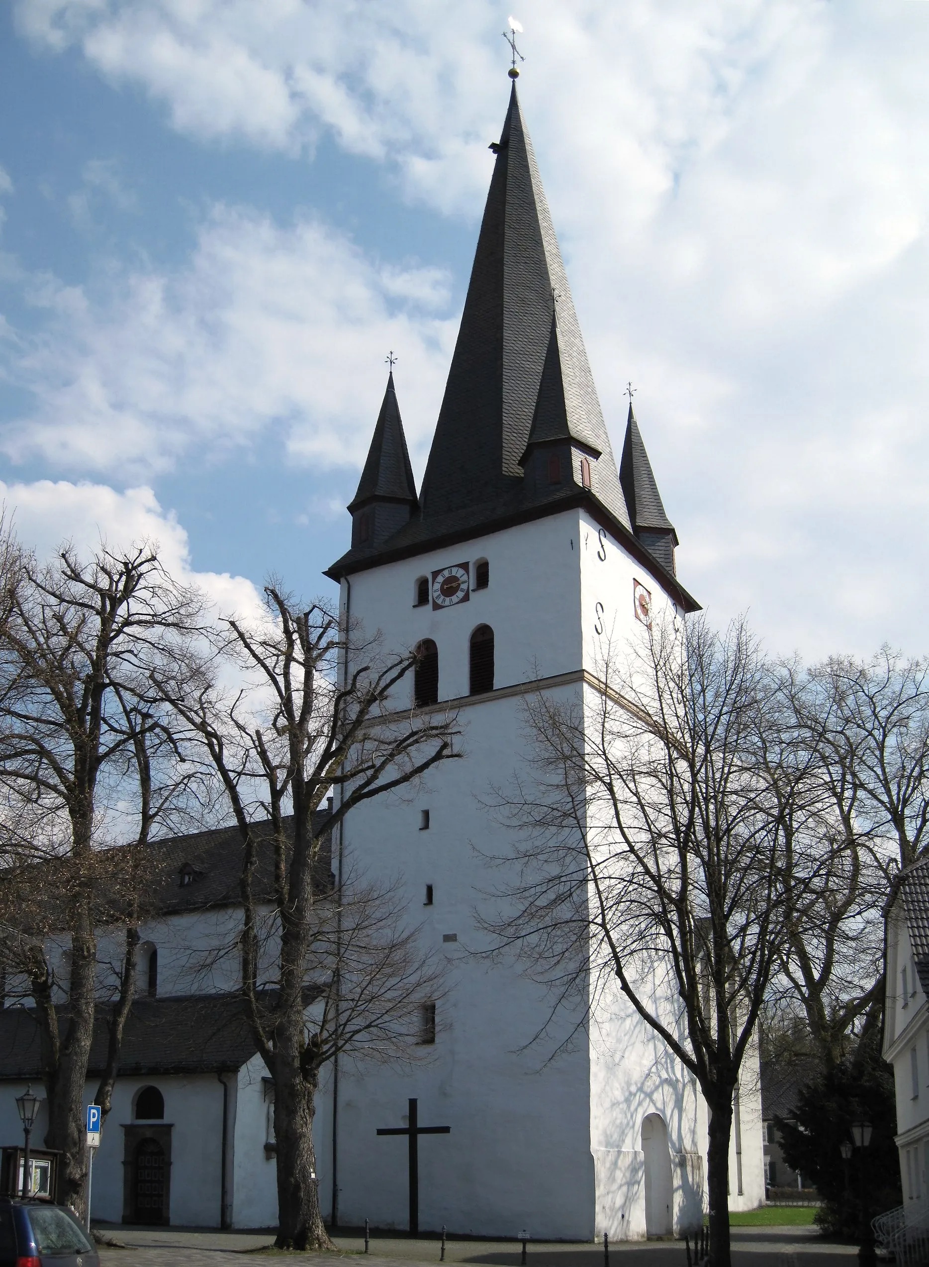 Photo showing: St.-Clemens-Pfarrkirche in Drolshagen.