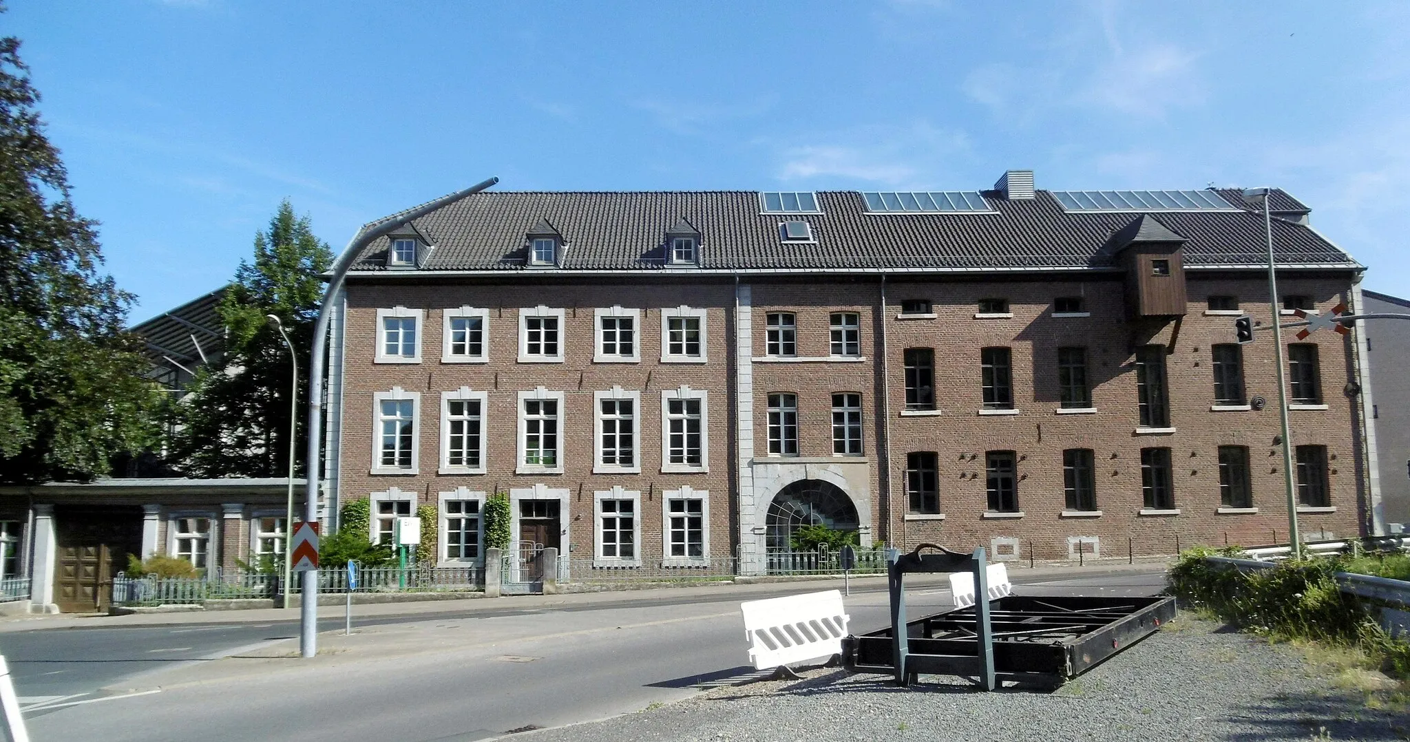 Photo showing: Baudenkmal Aachener Straße 2-6 in Oberstolberg