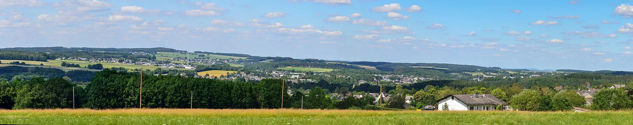 Photo showing: Panorama Altenkirchen/ Ww