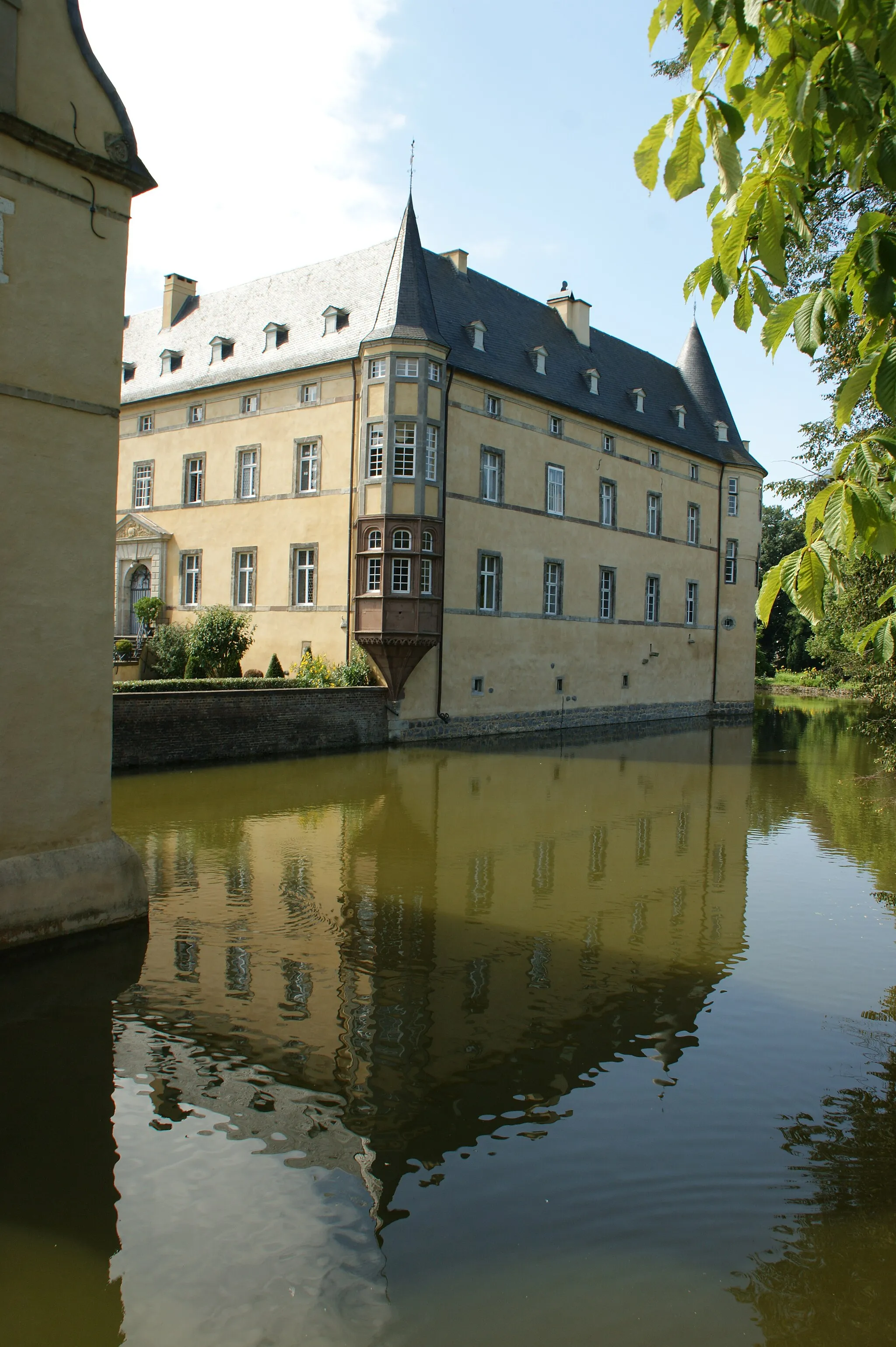 Photo showing: Burg Adendorf