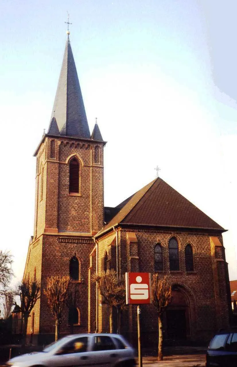 Photo showing: Dorfkirche Sankt Jöris