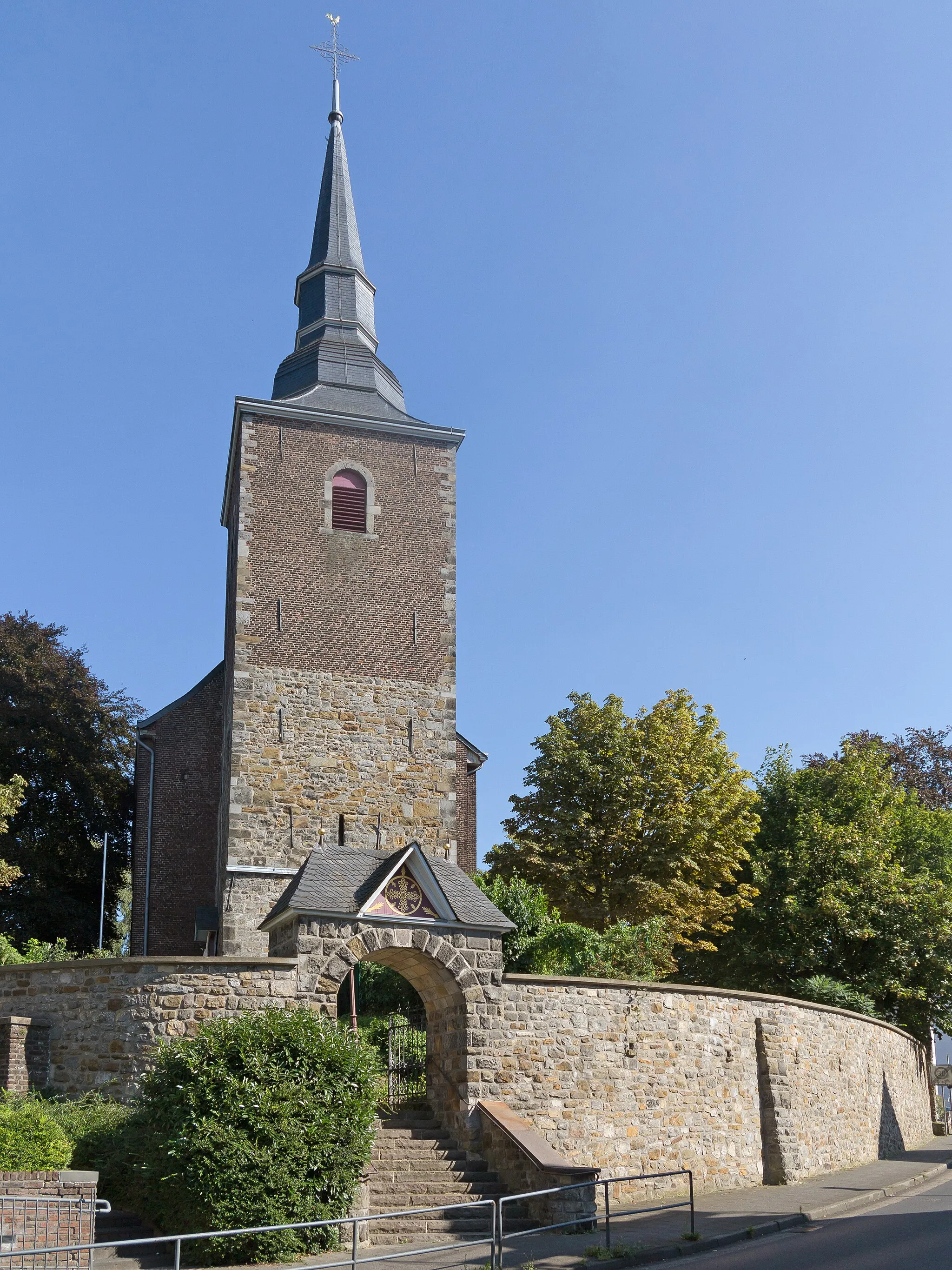 Photo showing: Merkstein, church - Pfarrkirche Sankt Willibrord