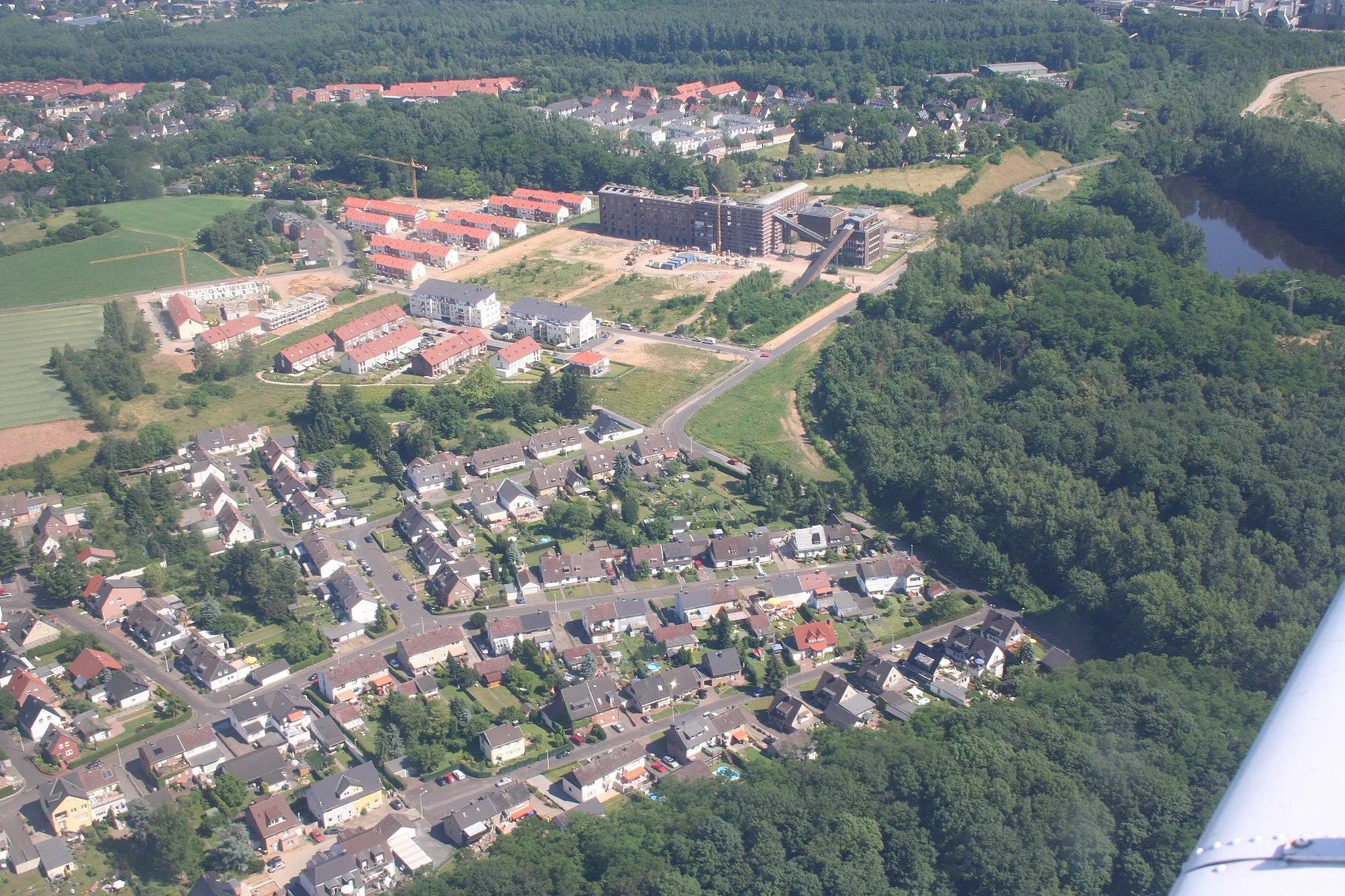 Photo showing: Flug über die Siedlung Grube Carl in Frechen