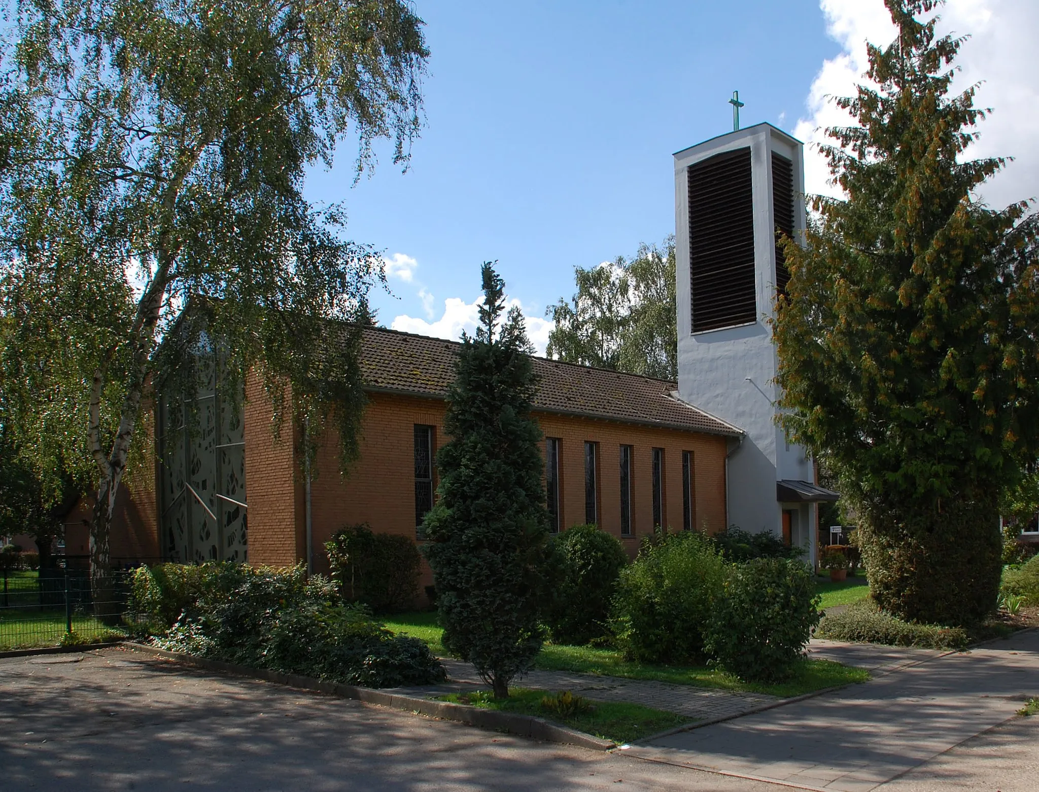 Photo showing: Evangelische Erlöserkirche in Niederaußem, Bergheim