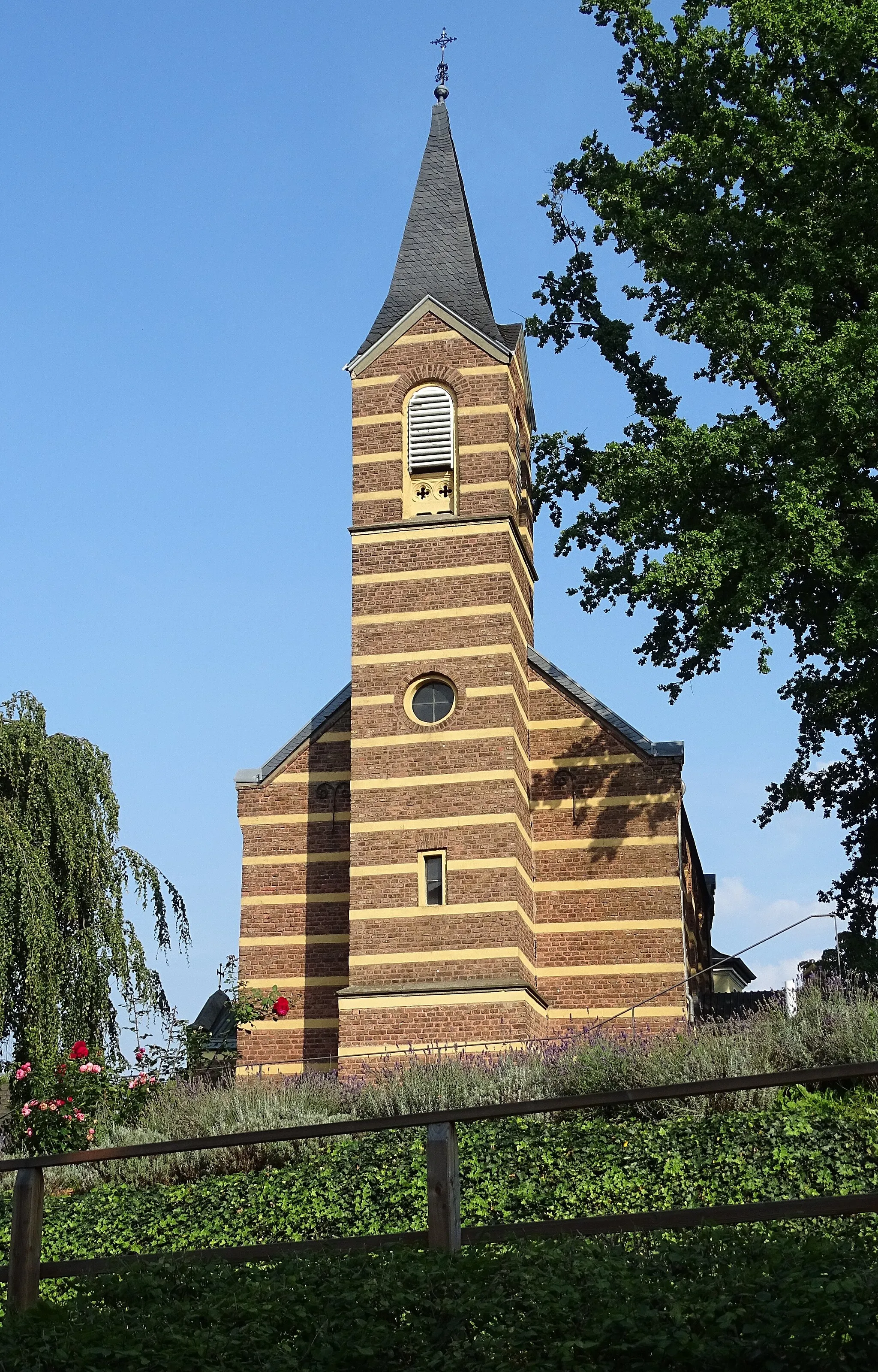Photo showing: Old protestant church in Bornheim, Königstraße