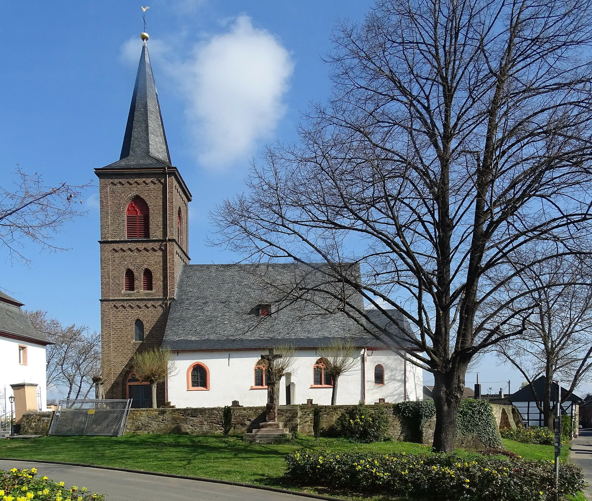 Photo showing: Catholic church of Finding the Cross in Elsig, Elsiger Straße