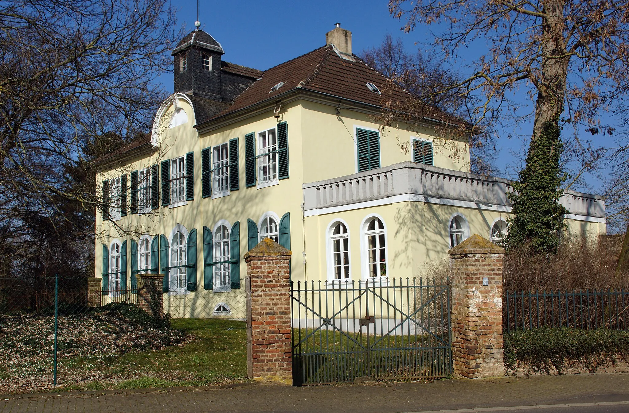 Photo showing: Estate in Palmersheim, Palmersheimer Straße 1-3