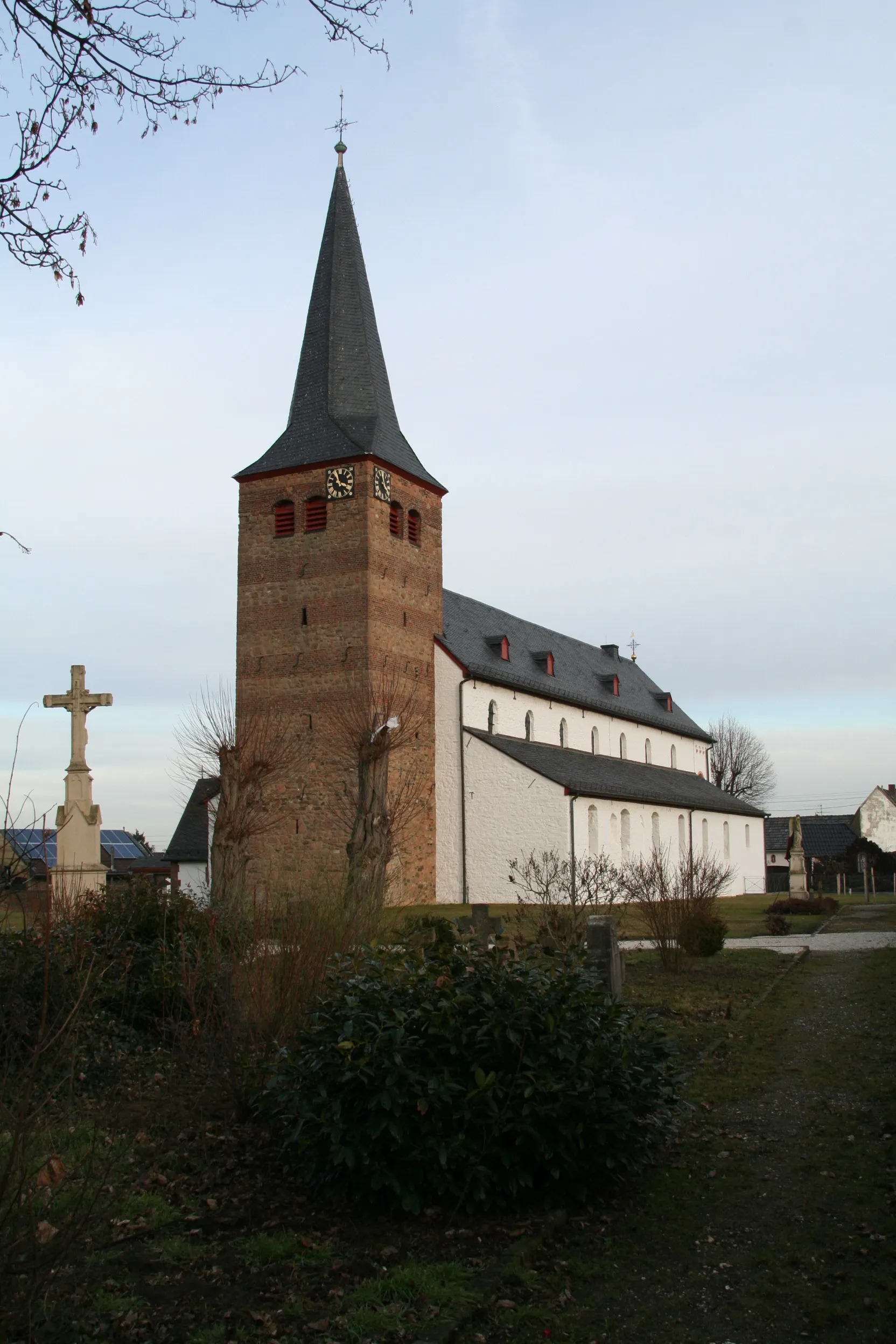 Photo showing: Weilerswist-Lommersum, Kath. Pfarrkirche St. Pankratius