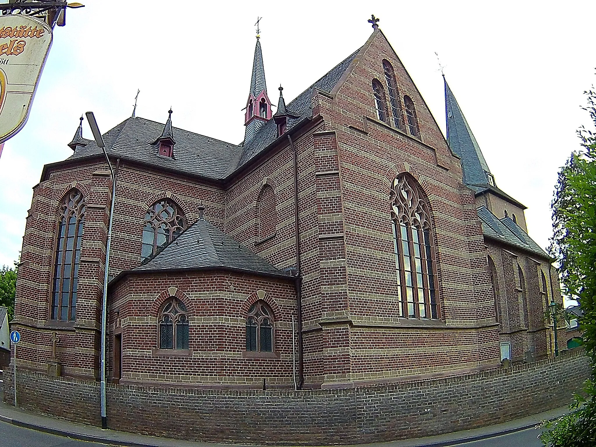 Photo showing: Katholische Kirche St. Michael Aussen (Nordwestseite)