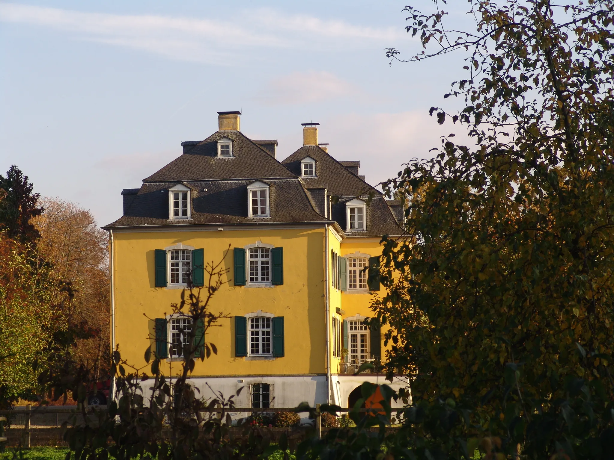 Photo showing: Haus Hall in Ratheim, Herrenhaus