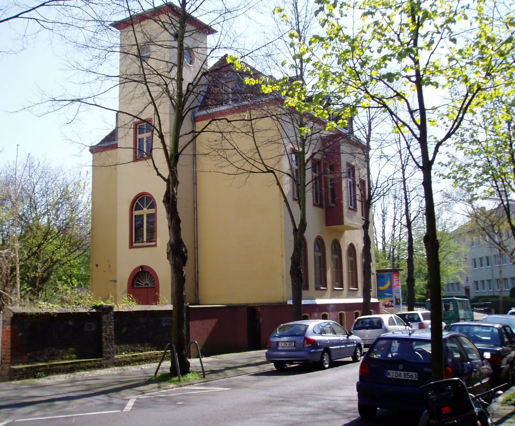 Photo showing: ehemaliges Bürgermeisterei Vingst, jetzt Jugendzentrum „Et Sozi“