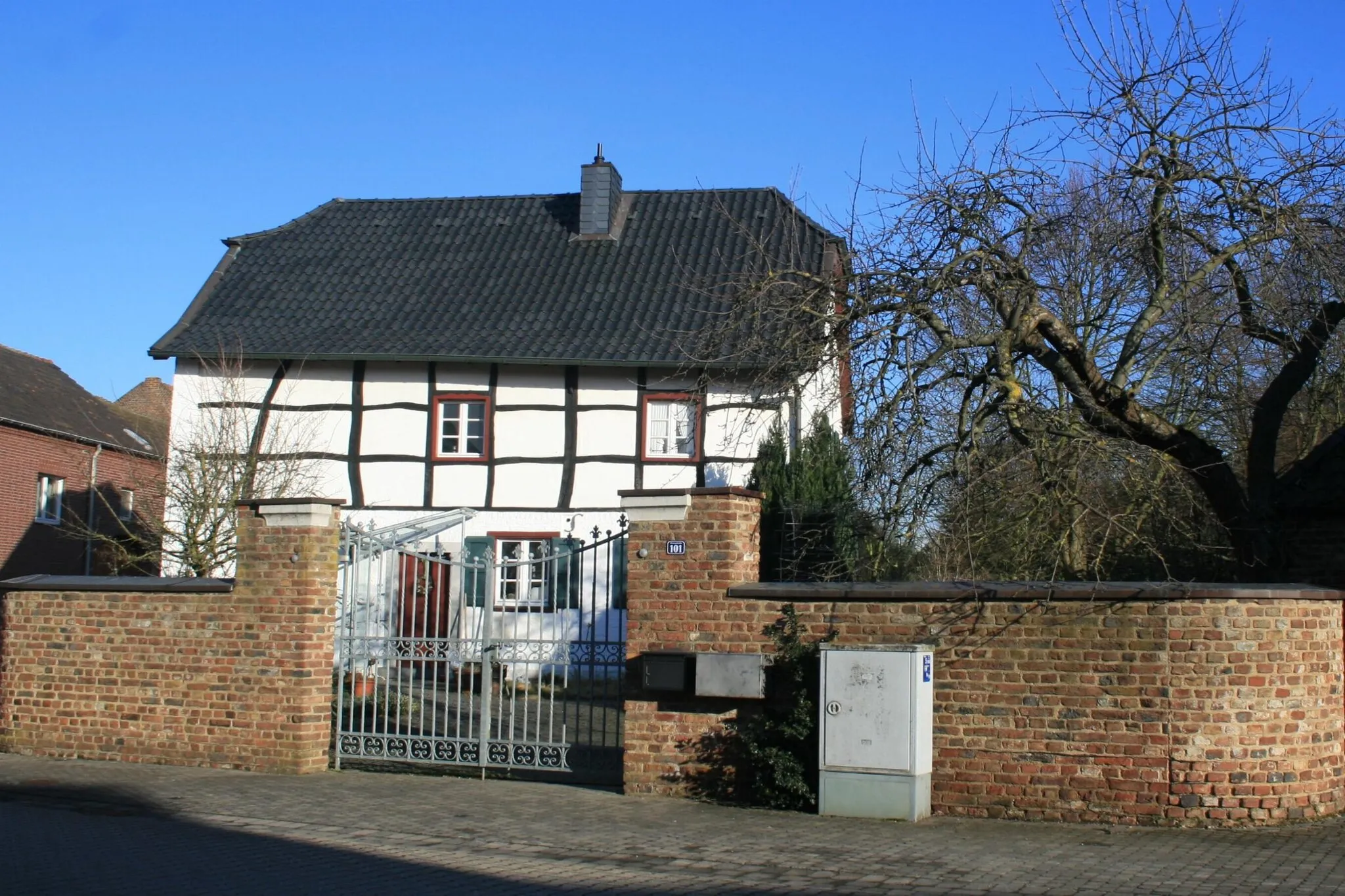Photo showing: Cultural heritage monument No. 16 in Jülich