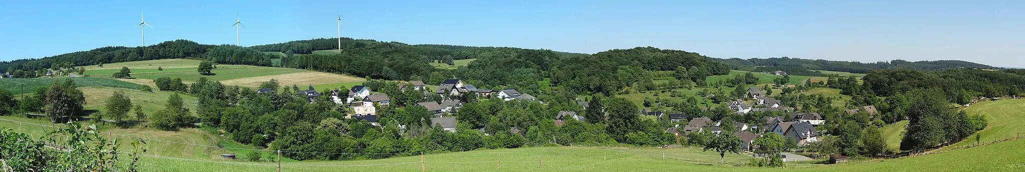 Photo showing: The village of Wendershagen (part of Morsbach, Germany) seen from the west.