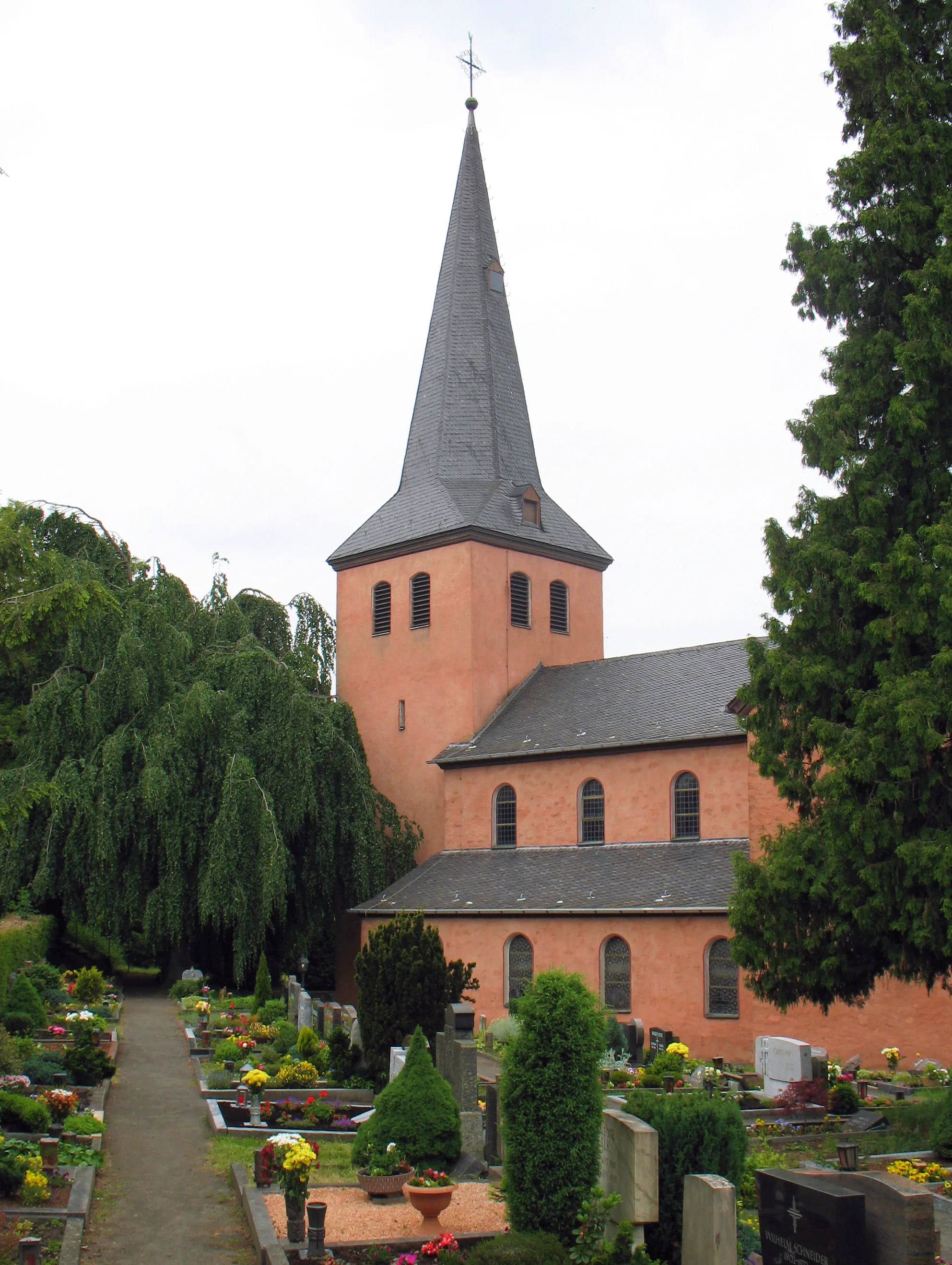 Photo showing: Kirche St. Georg in Troisdorf-Altenrath