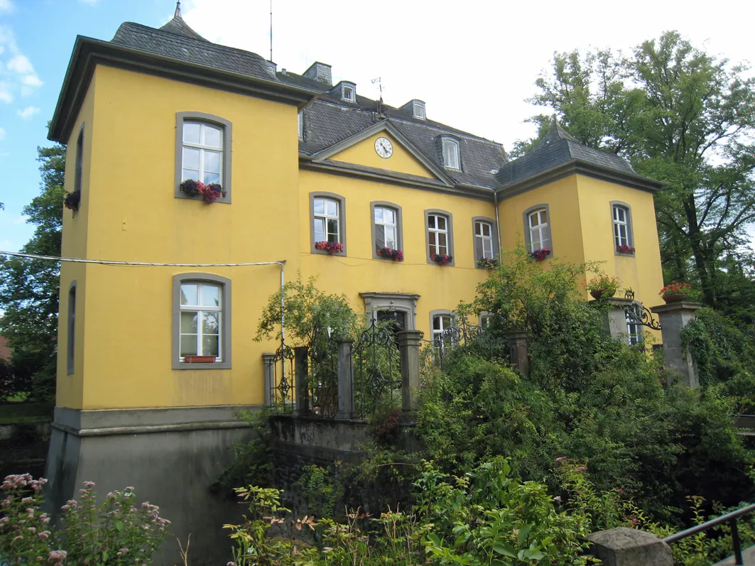Photo showing: Haus Blegge, ein ehemaliger Rittersitz in Bergisch Gladbach Wohnplatz Paffrath