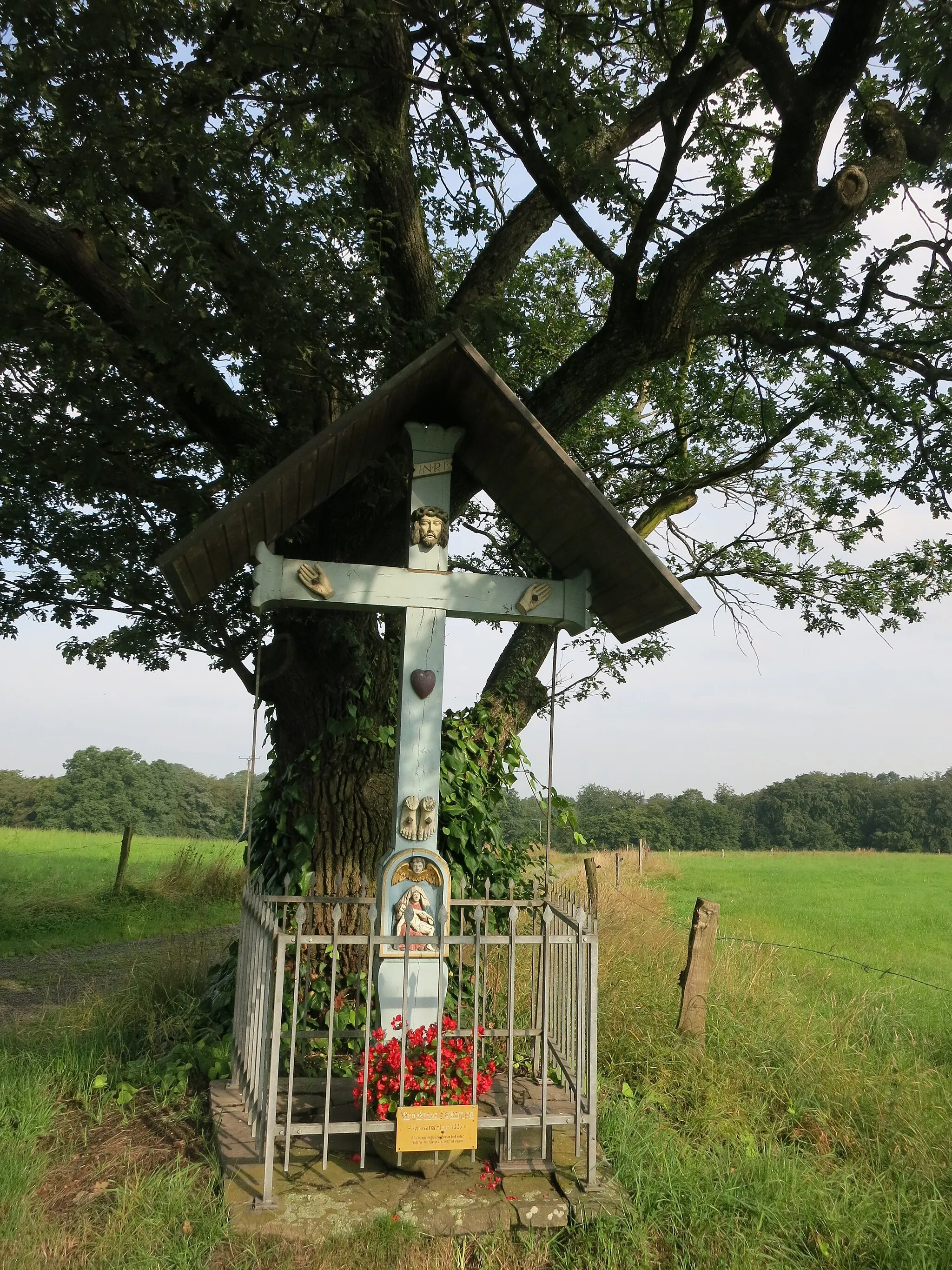 Photo showing: Wegekreuz in Falkemich (Marialinden), Nordrhein-Westfalen