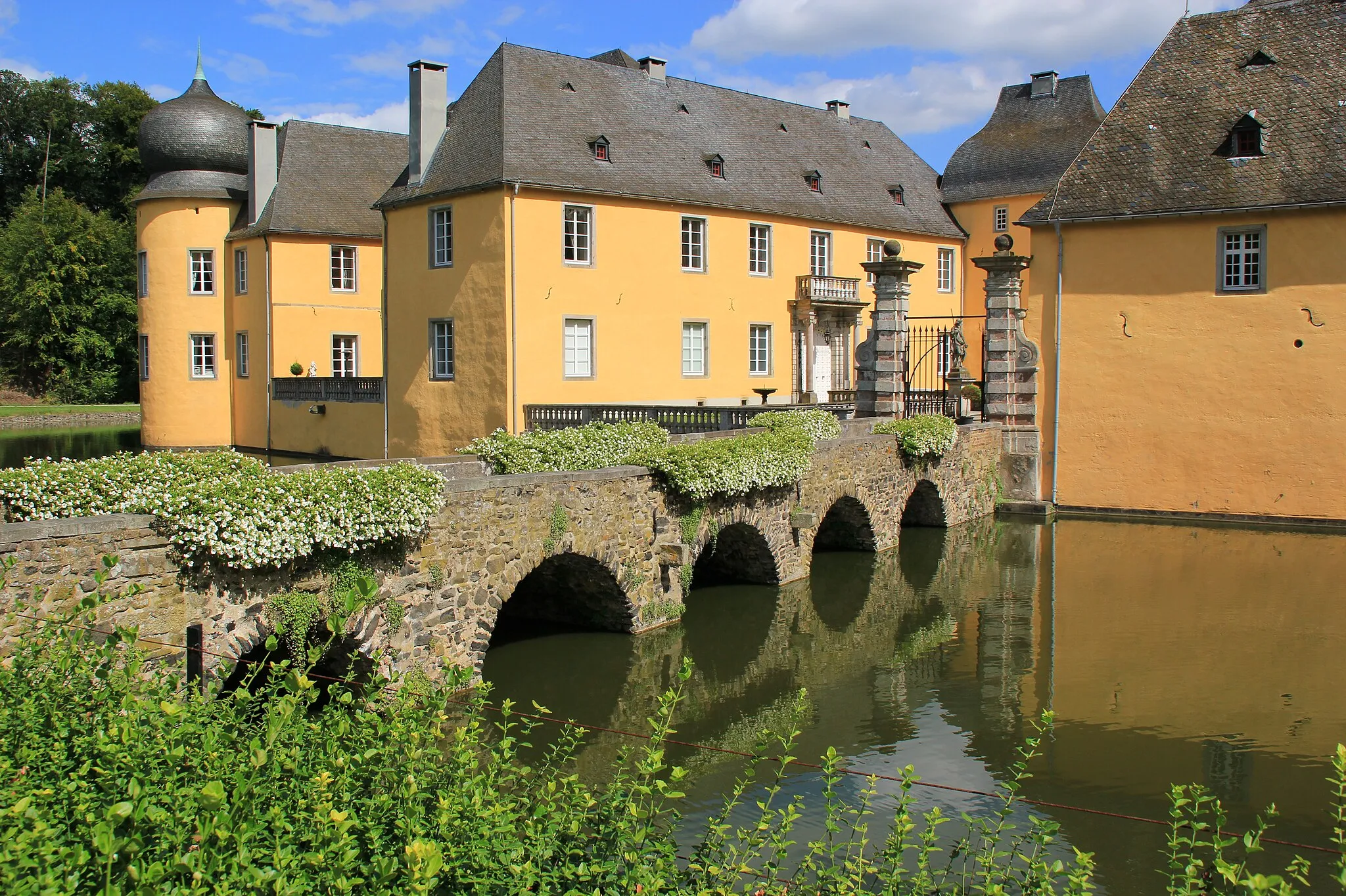 Photo showing: Burg Gudenau