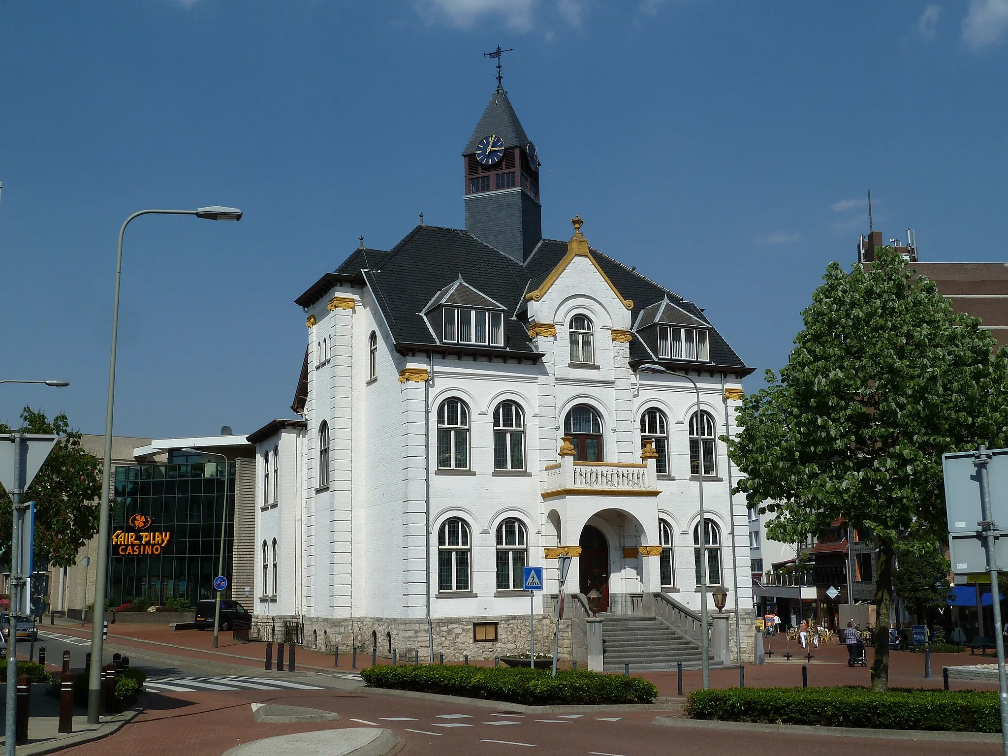 Photo showing: Cityhall at Lindeplein 2B, Brunssum, Limburg, the Netherlands