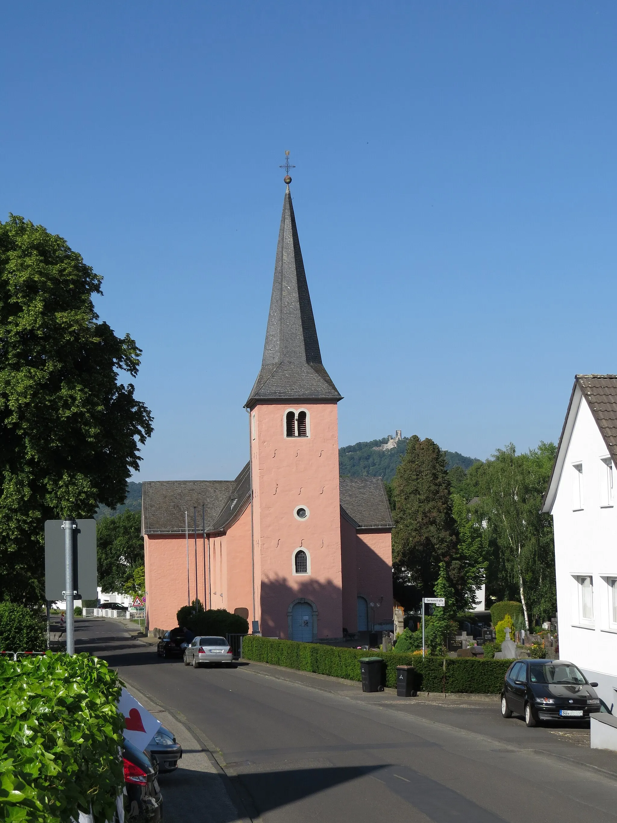 Photo showing: Ansicht Kirche Sankt Gereon Niederbachem