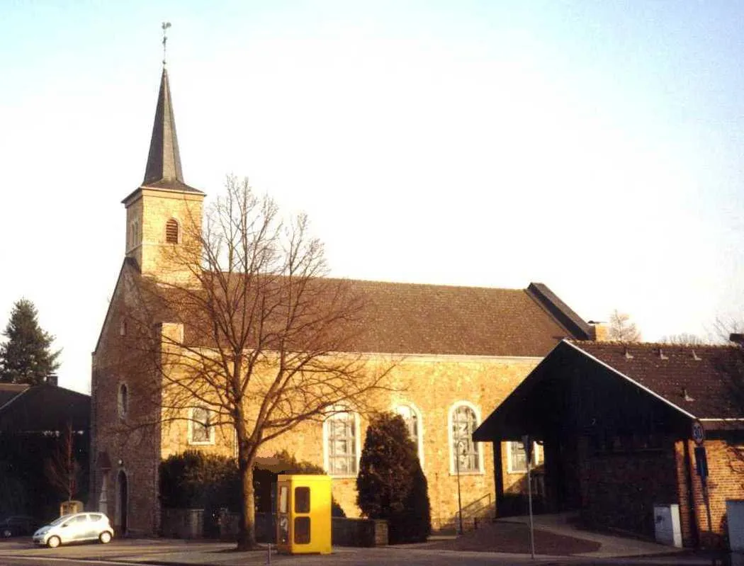 Photo showing: Katholische Kirche St. Antonius im Eschweiler Stadtteil Röhe