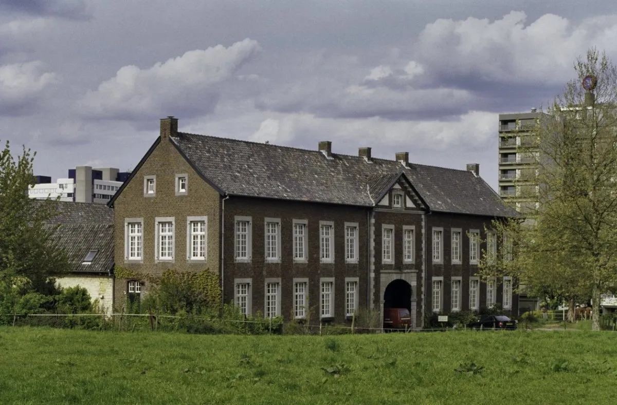 Photo showing: This is an image of rijksmonument number 21231