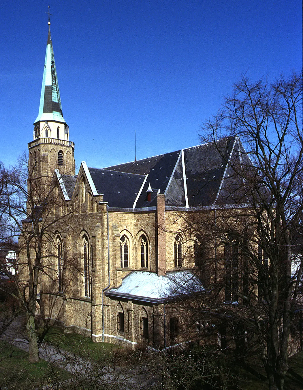 Photo showing: Aachen-Brand: Kath. Pfarrkirche St. Donatus (1879-1883), Gesamtansicht nach NW