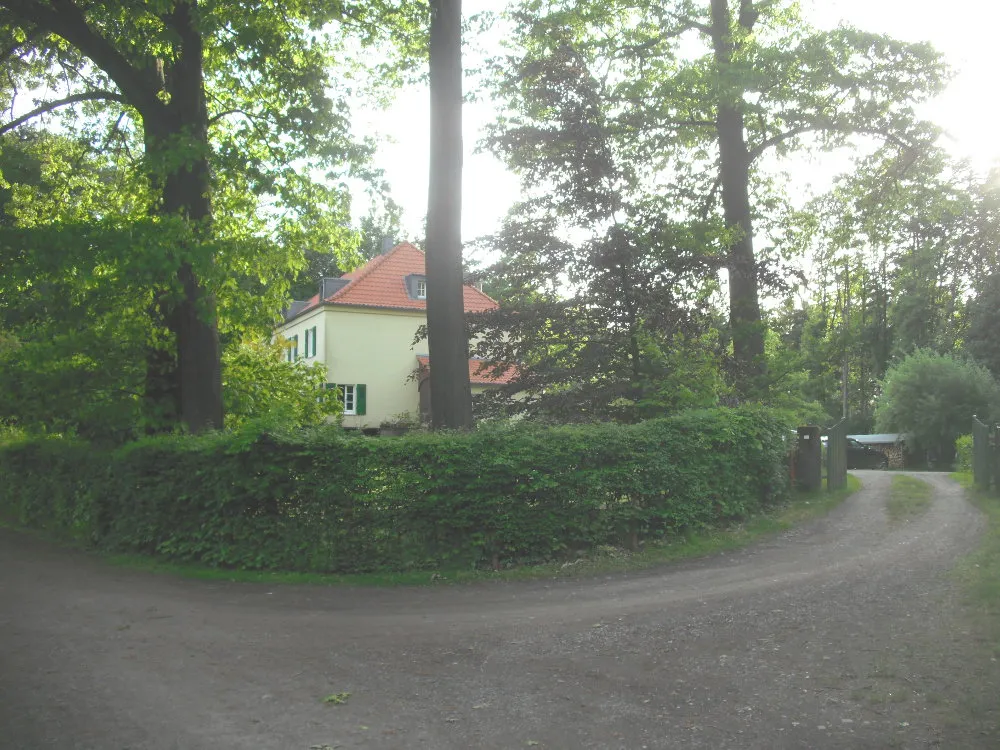 Photo showing: Villa Tütberg, Blick von Osten mit Zufahrt