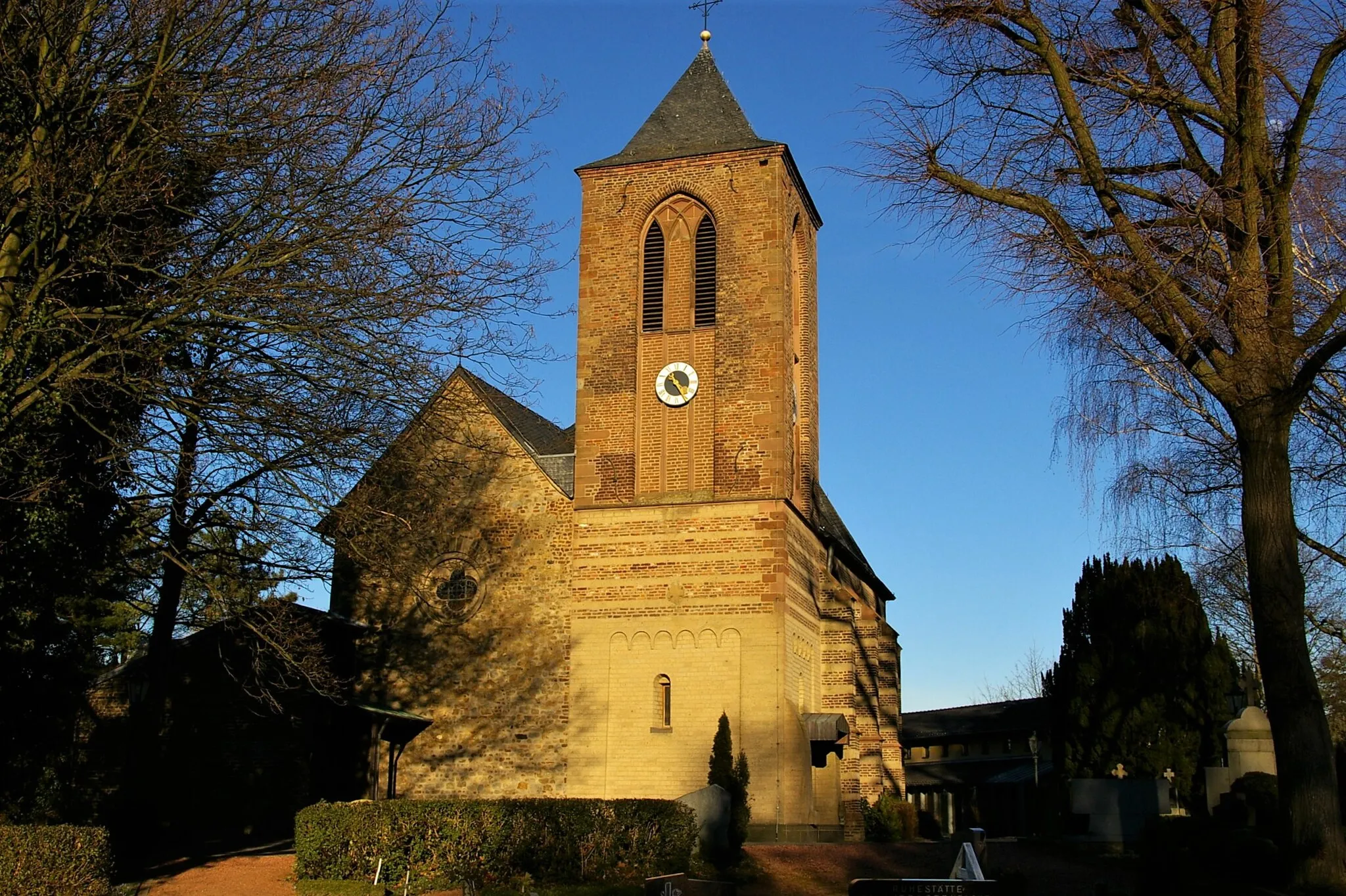 Photo showing: Kirche St. Ursula, Bedburg-Lipp