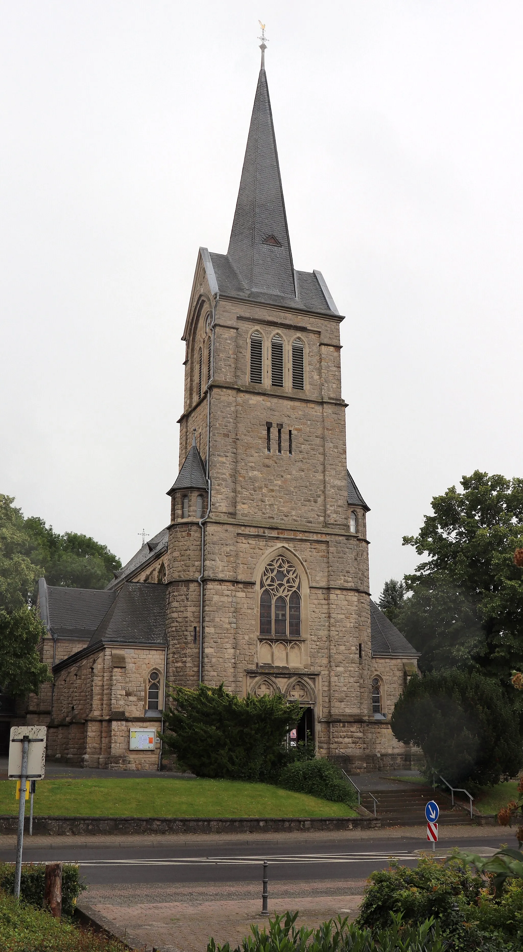 Photo showing: Die Kirche St. Nikolaus in Linden-Neusen (Würselen)