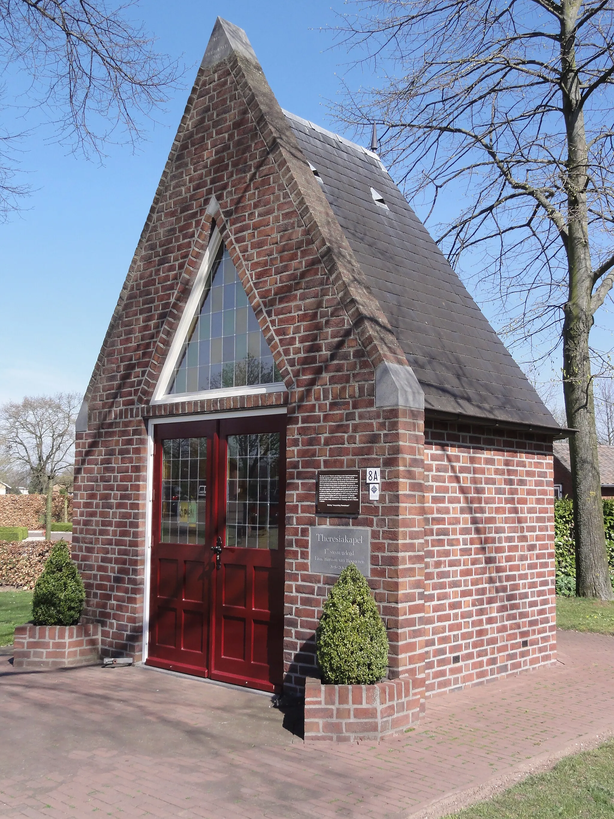 Photo showing: Sint Joost (Echt-Susteren) St.Theresiakapel.