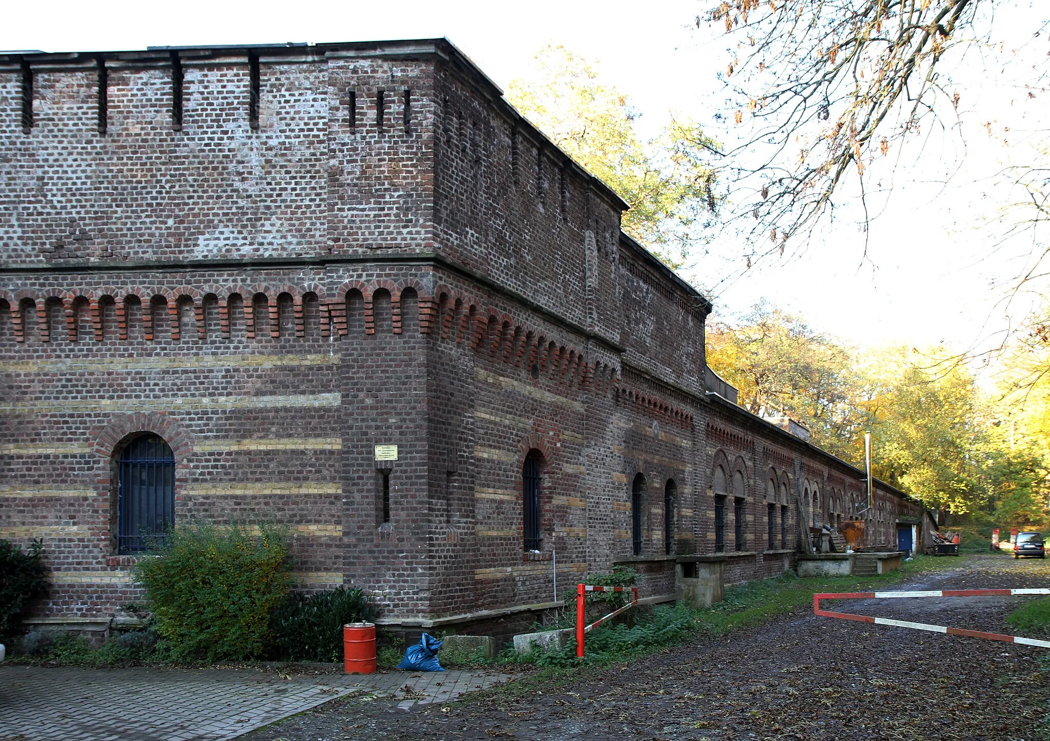 Photo showing: Äußerer Festungsring Köln, Fort IV. Bocklemünd/Mengenich,  Freimersdorfer Weg.