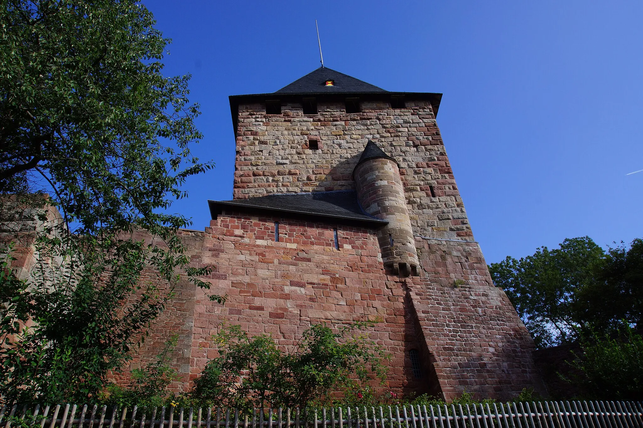 Photo showing: A part of Nideggen - Burg Nideggen
