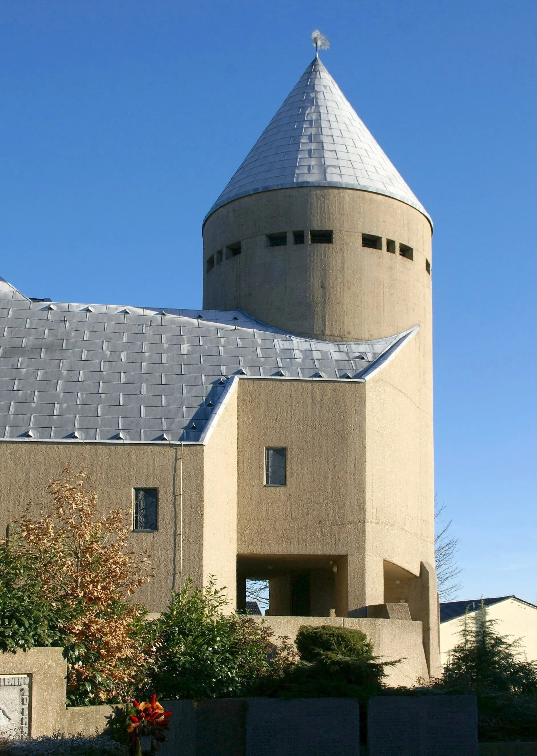 Photo showing: Catholic church of St. Mariä Heimsuchung in Impekoven: partial view