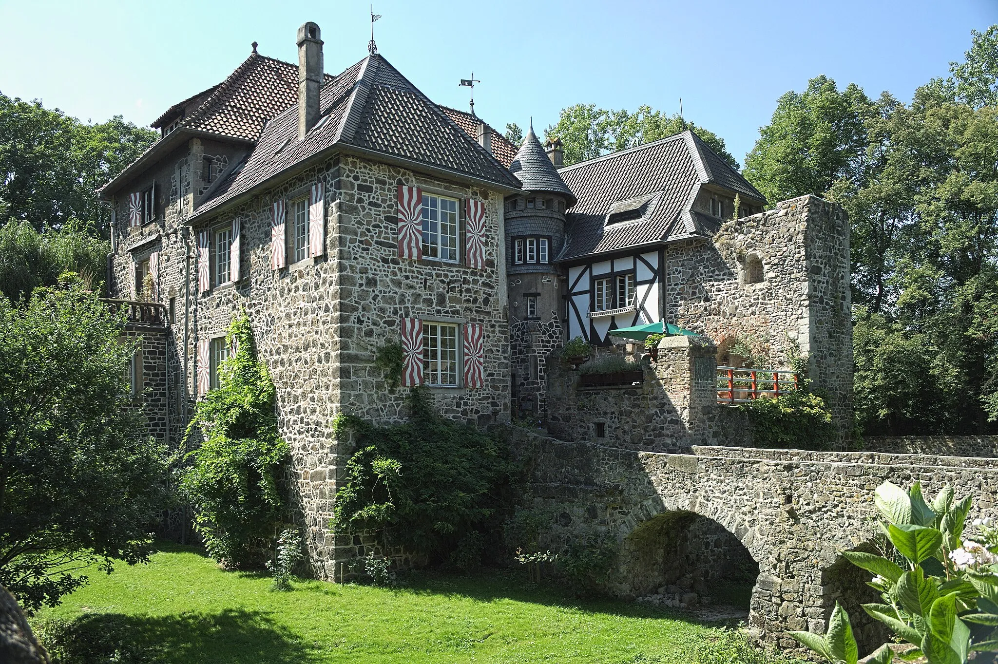 Photo showing: water castel Lede in Bonn-Vilich, North Rhine-Westphalia (Germany)