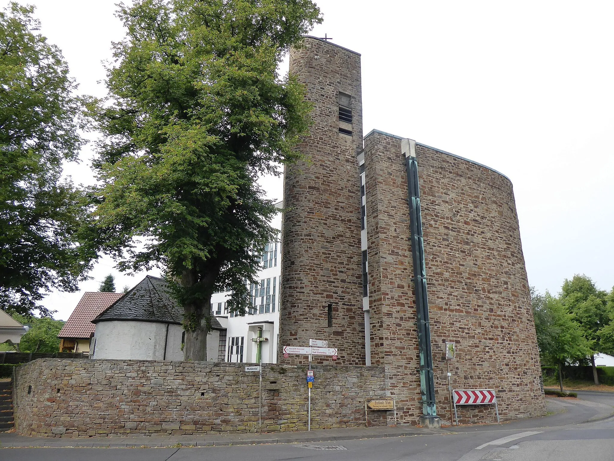 Photo showing: Wallfahrtskirche Zum Heiligen Kreuz, Süchterscheid